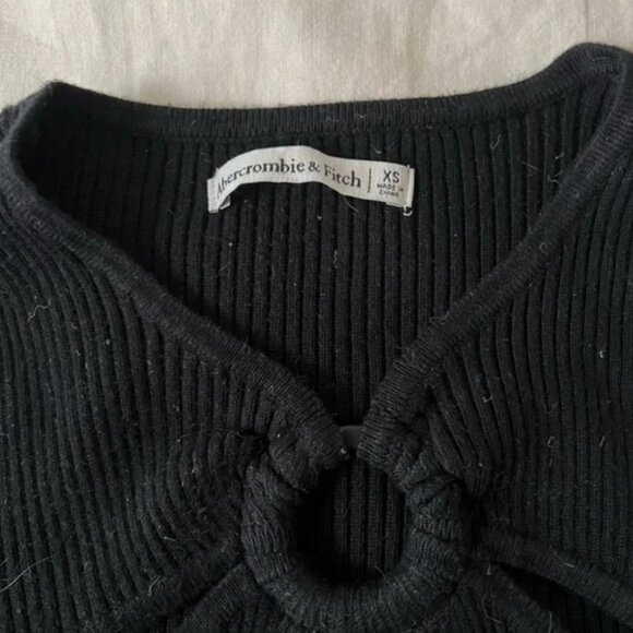 Abercrombie & Fitch O Ring Ribbed Long Sleeve Bodysuit - Picture 5 of 5